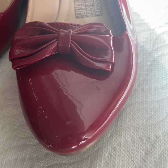 Red flats size 7 - Picture 5 of 6
